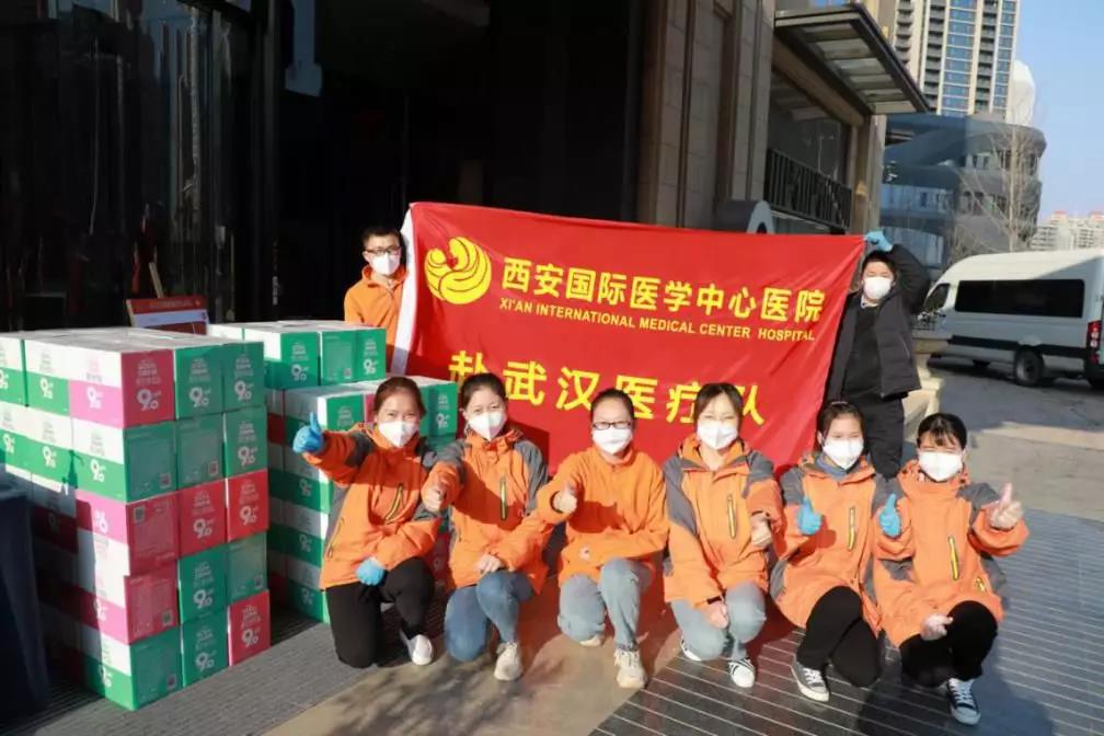 向醫(yī)療隊的女漢子致敬！