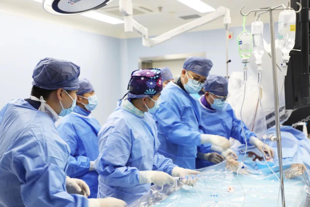 兩場直播愛你在“心”里，數(shù)萬人受益