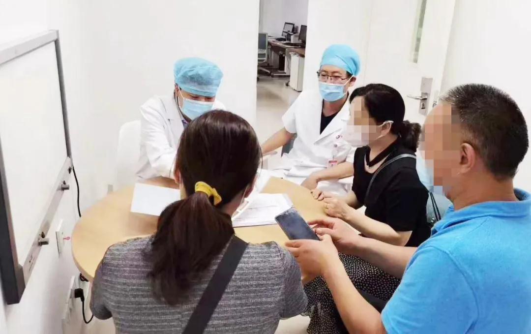 險！桃核卡在氣道上  這個急救方法你得掌握