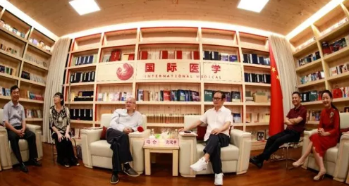 西安國際醫(yī)學(xué)中心醫(yī)院獲媒體高度關(guān)注