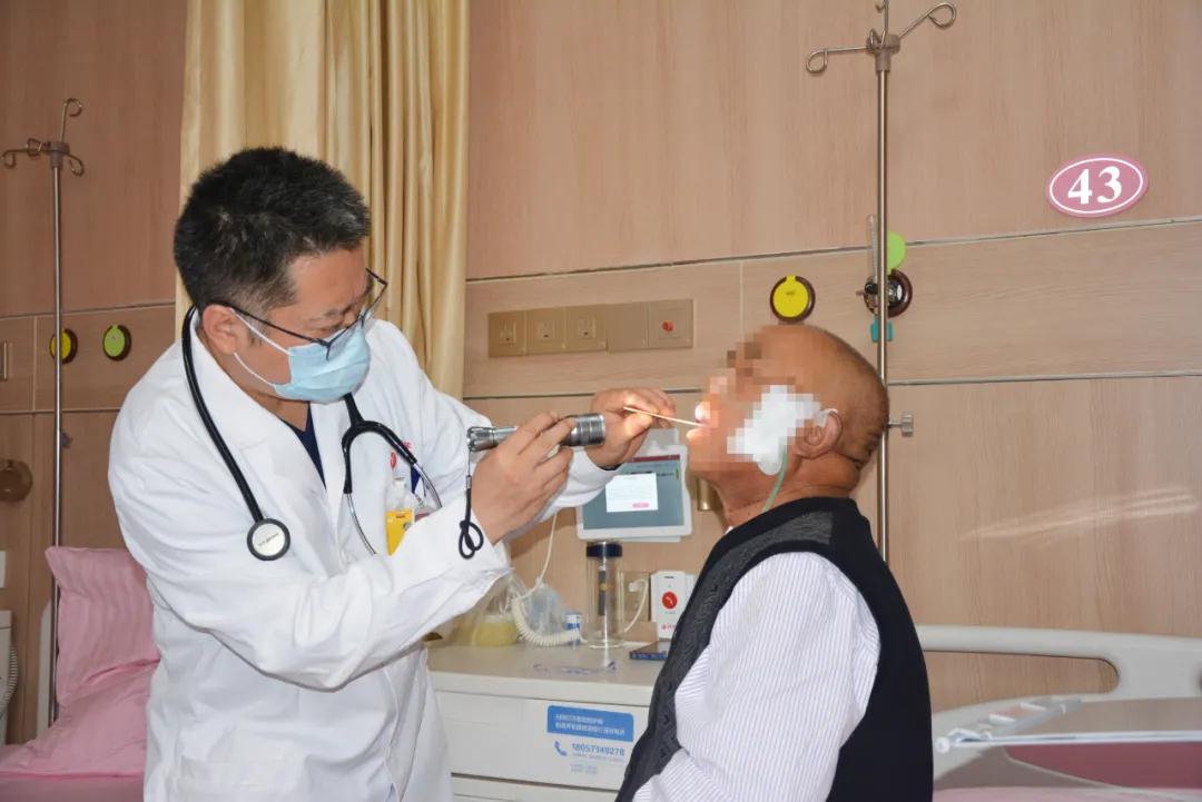 90歲的老爺爺患了腫瘤!放療中心“量身定制”診療方案，病情明顯緩解……