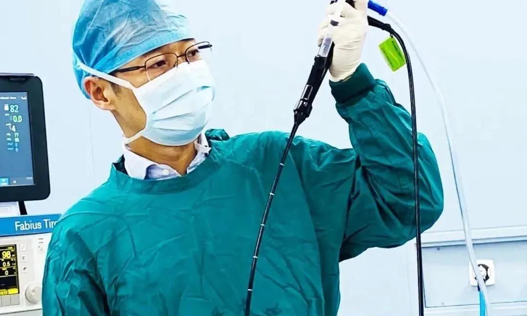 6秒打通氣道！胸科專家為80歲患者實(shí)施TTS氣道支架手術(shù)