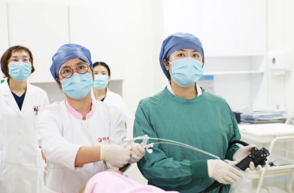 闌尾炎一定要做手術(shù)嗎？創(chuàng)傷小、無疤痕……來看看這個安全有效的內(nèi)鏡治療方法