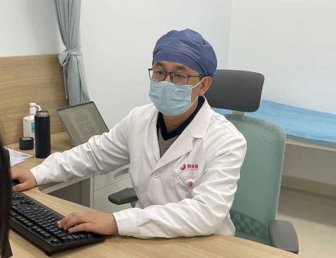 愿胡某宇悲劇不再上演！我院開設“厭學門診”撥打電話89811919咨詢