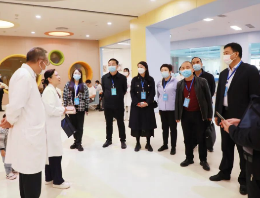 陜西省各地市醫(yī)保局領導蒞臨我院參觀交流