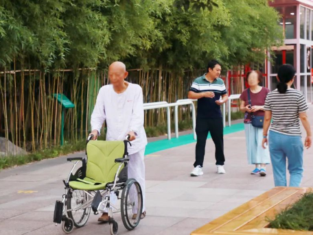 住院期間也能給健康加分？每周一、三、五動起來，為健康打卡！