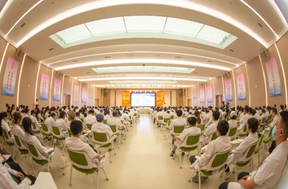 院士講堂 精彩紛呈！中國(guó)科學(xué)院竇科峰院士講授器官移植發(fā)展現(xiàn)狀