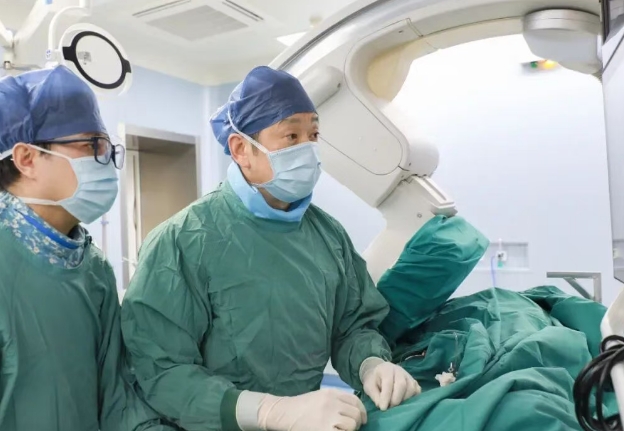 消化病醫(yī)院韓國宏院長入選2025年“全球前2%頂尖科學(xué)家榜單”